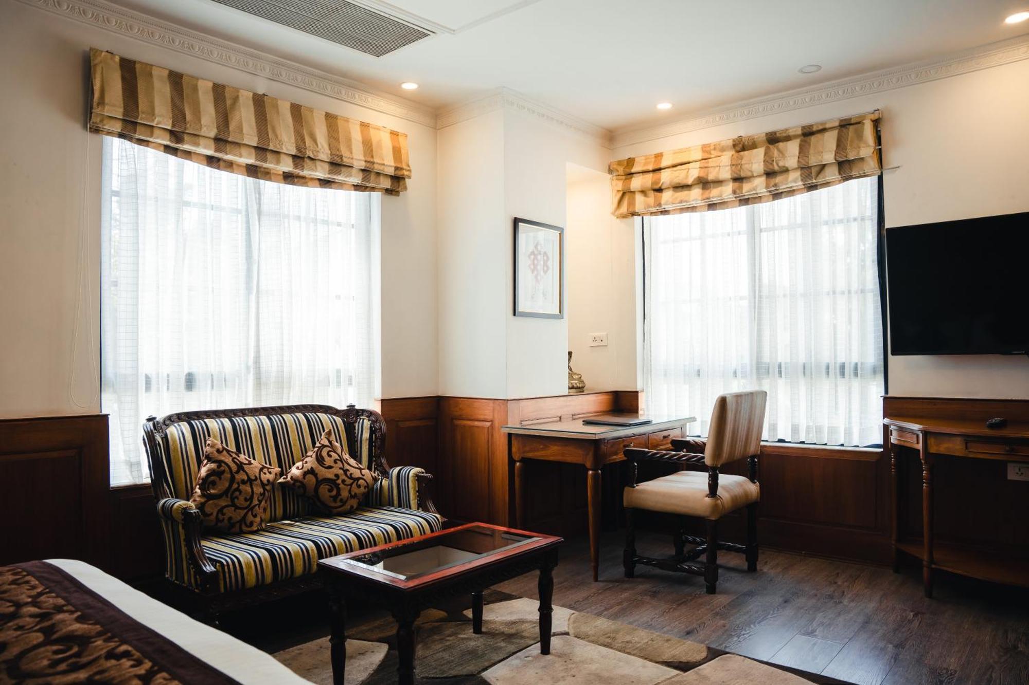 Maya Manor Boutique Hotel By Kgh Group Katmandu Zewnętrze zdjęcie